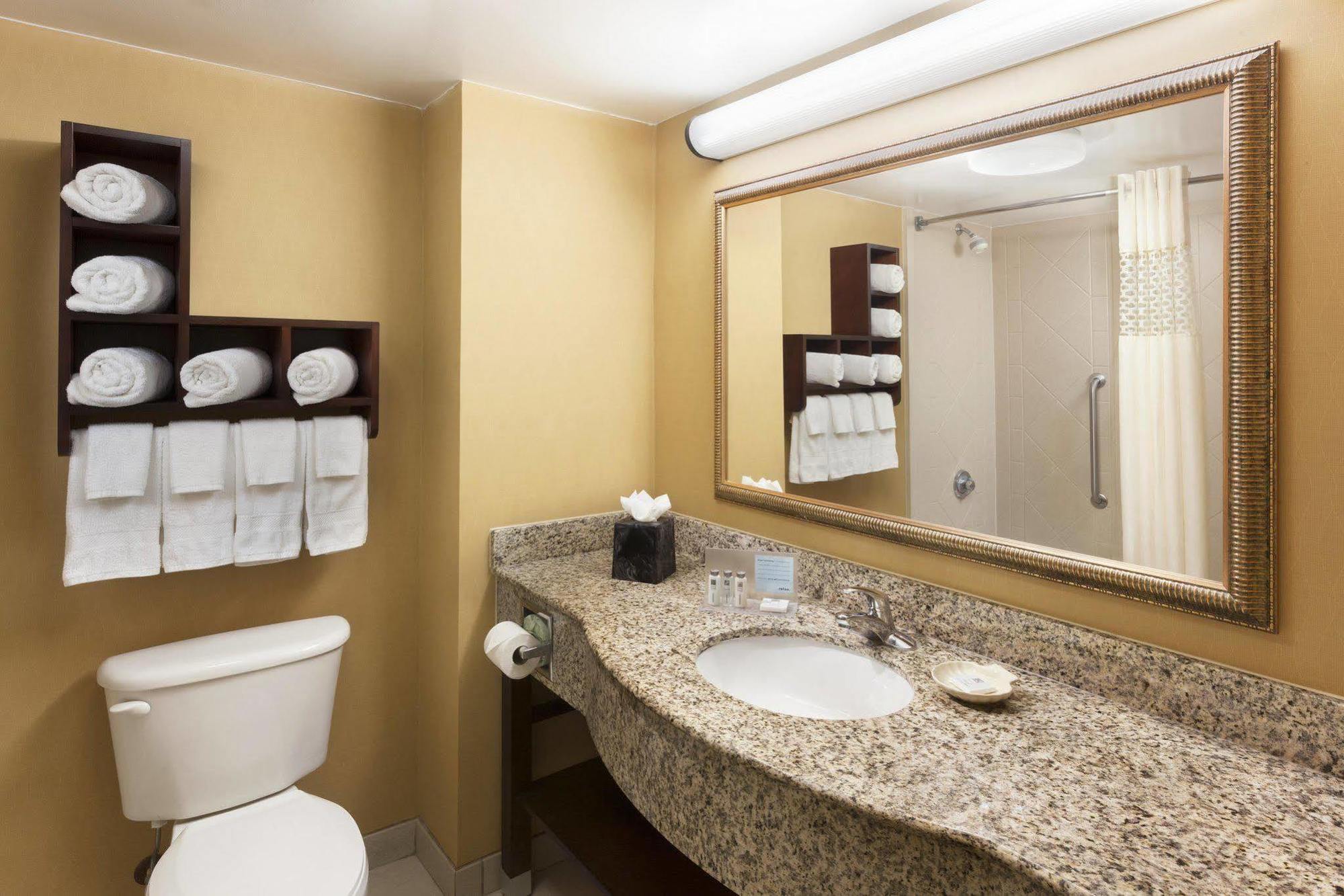 Hotel Hampton & Ybor Downtown Tampa
